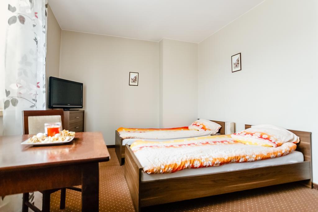 Ferienwohnung Sleep In Łomża Zimmer foto
